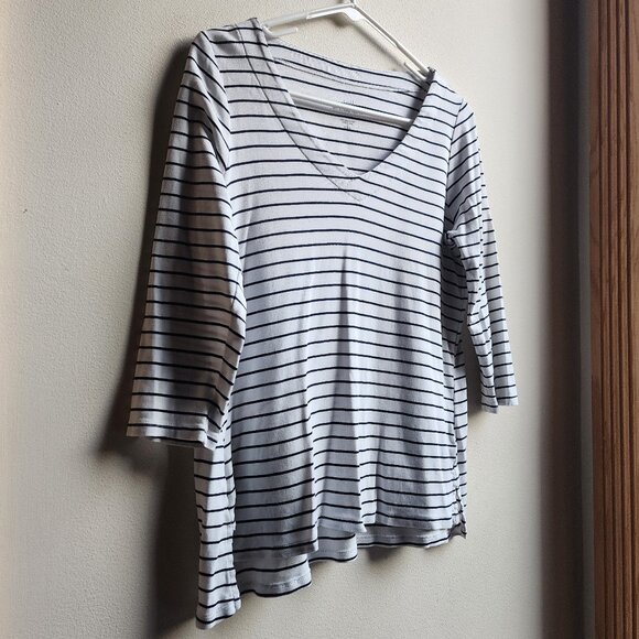 J. Jill Striped 100% PIMA Cotton V-Neck Jersey Size Petite Small - Picture 1 of 16